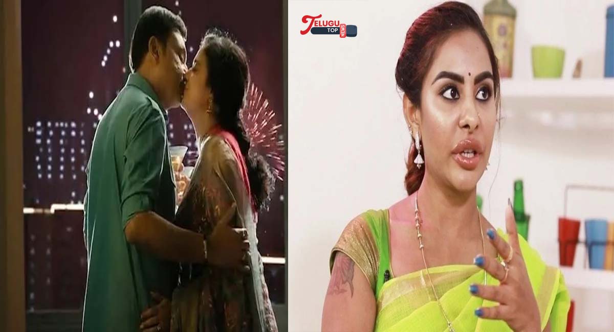 Srireddy : శ్రీరెడ్డి బూతుల పురాణం .. నరేష్ – పవిత్రలపై అసభ్యకర వ్యాఖ్యలు !!