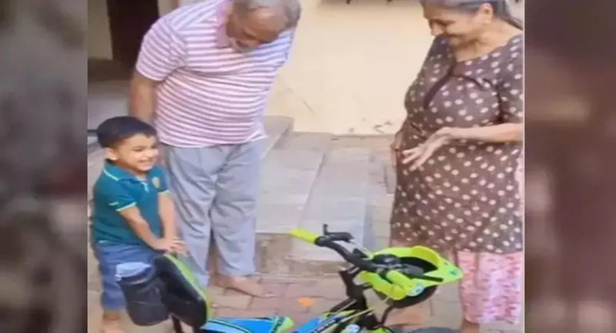 Viral Video : ఈ వీడియో చూస్తే మీ చిన్ననాటి జ్ఞాపకాలు గుర్తురాక మానవు… ఒకసారి మీరె చూడండి …